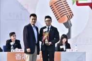 香港浸會大學的隊員朱偉東同學贏得評判一致好評，最後榮膺「最佳辯論員」。